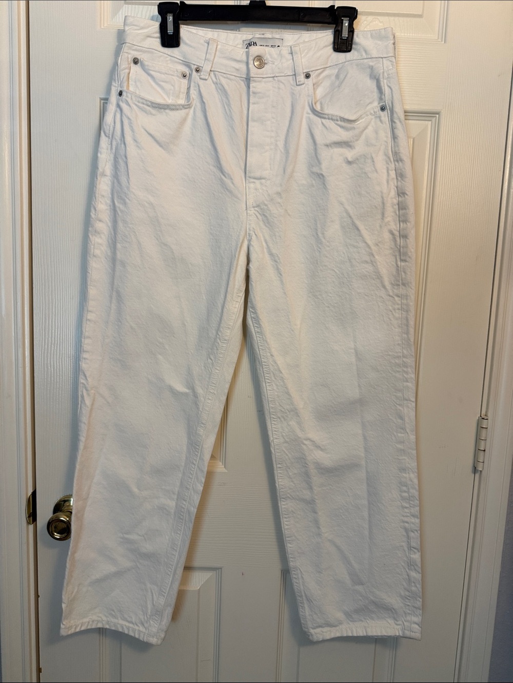 Zara White Straight-Leg Women's Jeans